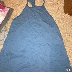 Bundle of 2 UA tank tops